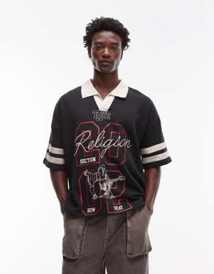 True Religion Oversized Contrast Collar Detail Motif Athletic Top In Black
