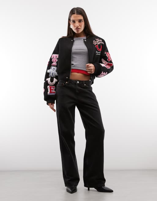 True Religion relaxed fit varsity-bomberjakke med broderet logo og hætte i sort, 4 af 4