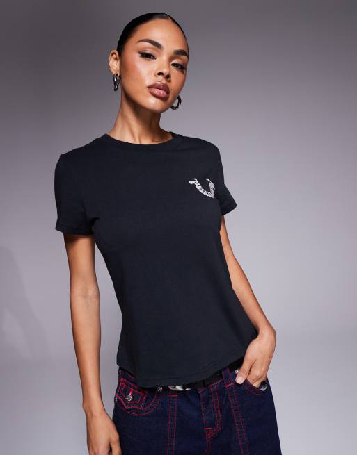 True Religion – Svart, krympt t-shirt med strassprydd logga baktill, 3 av 4