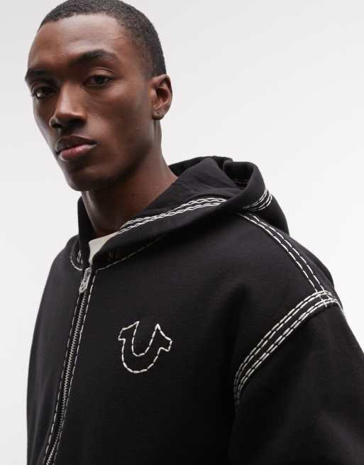 True Religion - Sweat à capuche zippé à surpiqûres contrastantes et imprimé graphique au dos - Noir, 5 de 5