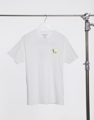 true religion white and gold shirt