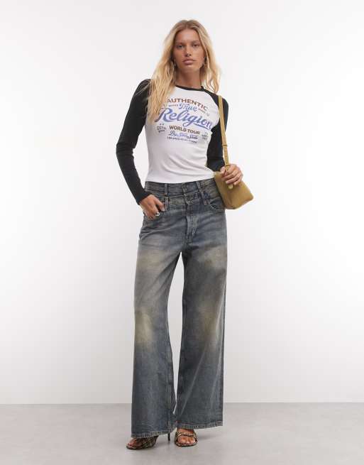 True Religion - top raglán de manga larga con logo gráfico de cristal en blanco/negro, 3 de 4