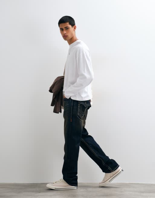 True Religion - vaqueros denim de corte recto Ricky con bolsillos de solapa en azul lavado oscuro, 3 de 5