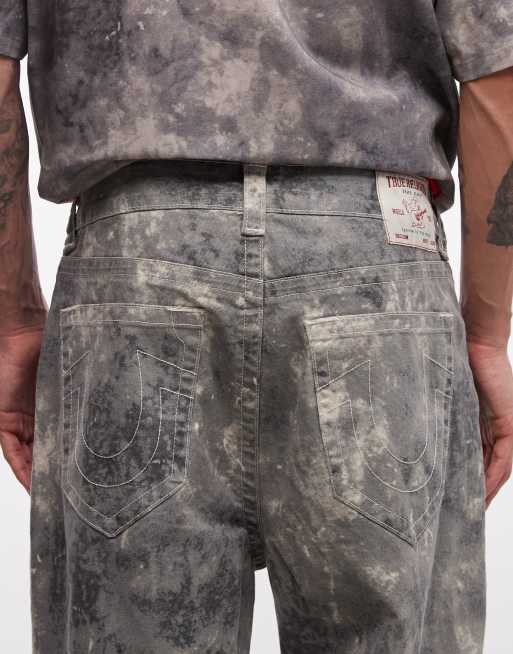 True Religion – Vinny – Baggy-Jeans mit Batik-Military-Muster, Kombiteil, 4 von 5