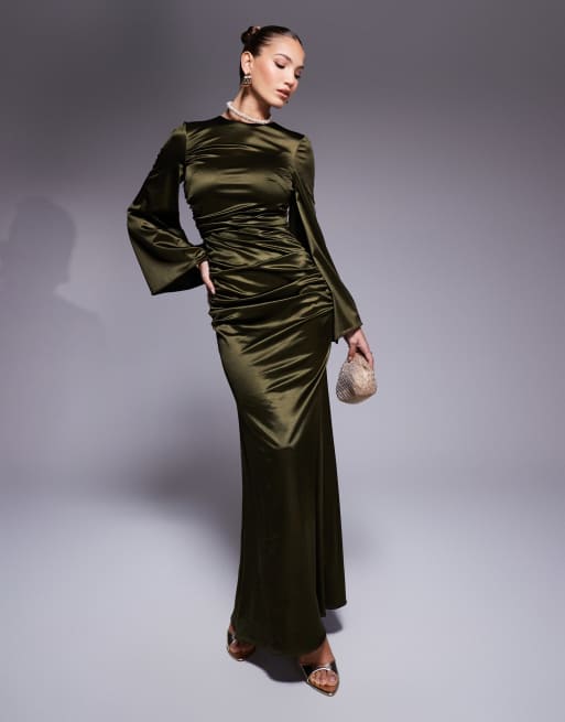 True Violet – Satynowa sukienka maxi w kolorze khaki z rozkloszowanymi rękawami