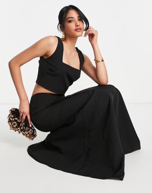 Black crop top on sale and skirt set