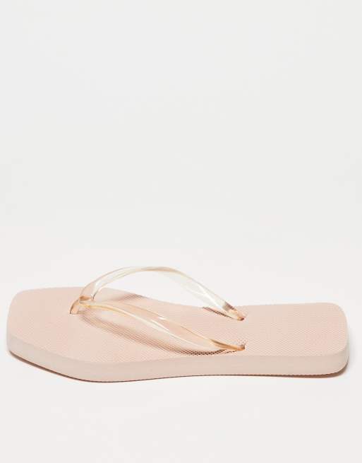 Truffle Collection – 2er-Pack Zehenstegsandalen in Beige und Braun mit eckiger Zehenpartie, 2 von 4
