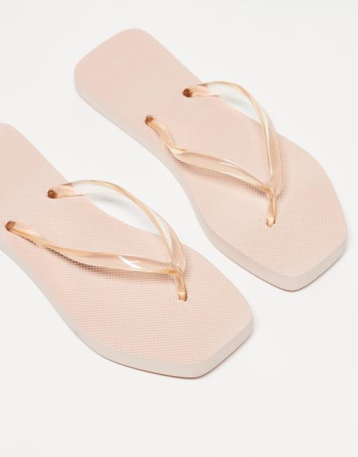 Truffle Collection – 2er-Pack Zehenstegsandalen in Beige und Braun mit eckiger Zehenpartie, 4 von 4