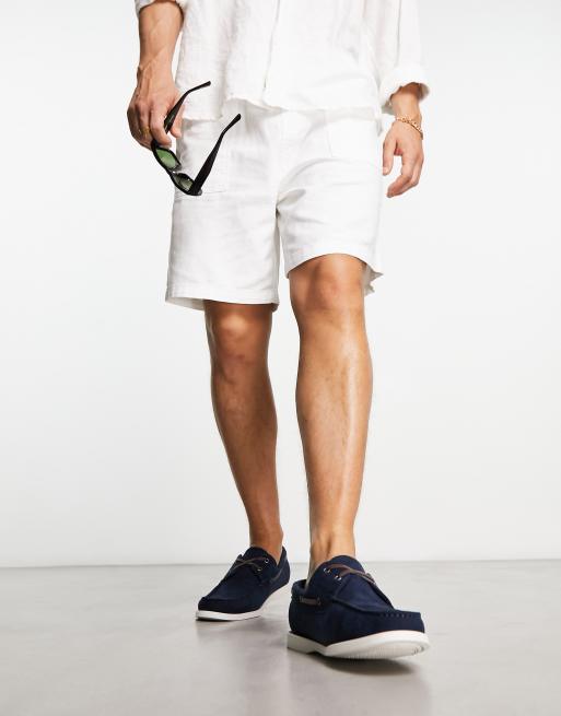 Chino shorts and boat hot sale shoes