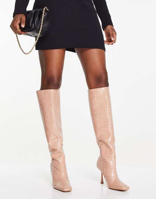Truffle Collection - Bottes à talon montantes effet croco à enfiler style glamour - Beige