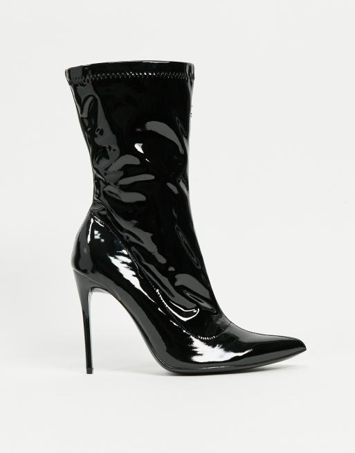 Truffle Collection Bottes pointues talon aiguille en vinyle Noir