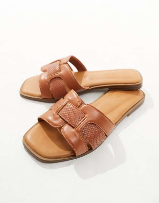 Truffle Collection – Bruna platta mules med bred passform, 2 av 4