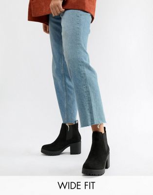 Truffle Collection - Chelsea boots met groffe hak en brede pasvorm-Zwart