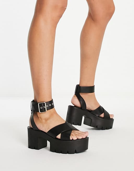 Chunky store black flatforms