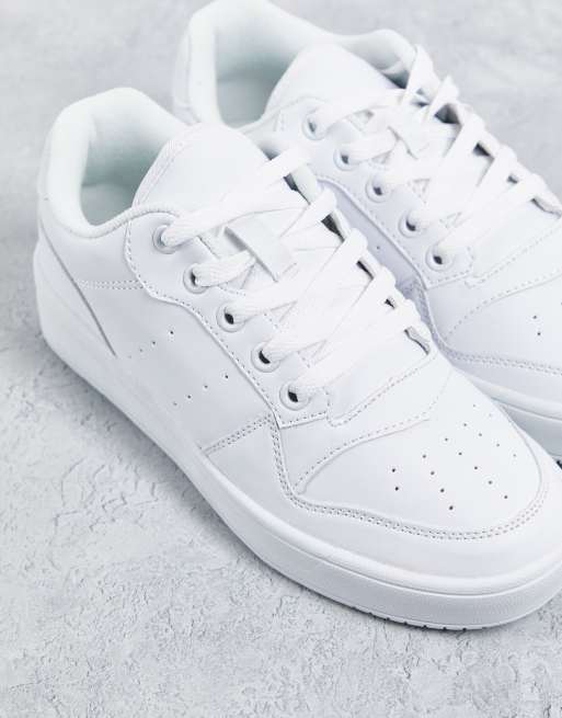 Truffle Collection chunky flatform sneakers in white, 2 of 4