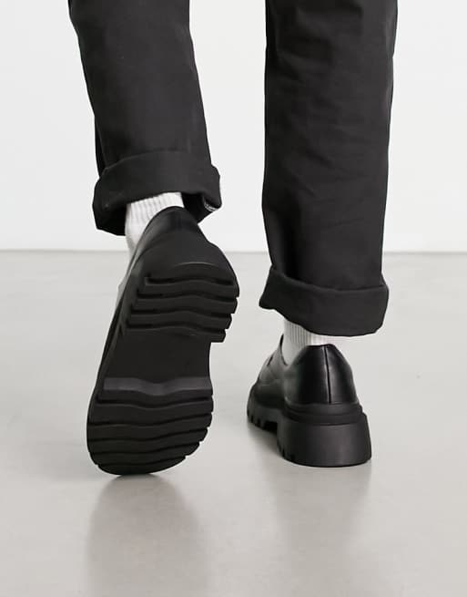 Truffle Collection chunky lace up shoes in black faux leather, 4 of 4