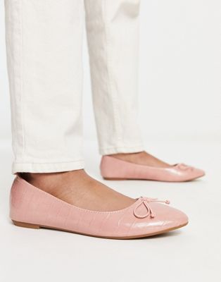 Truffle Collection easy ballet flats in pink croc
