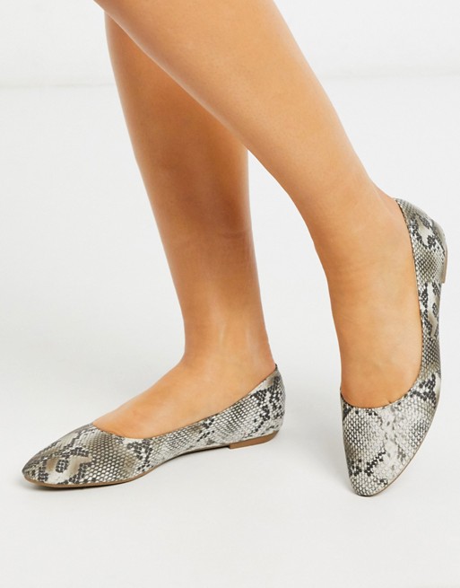 Truffle Collection easy ballet flats in snake