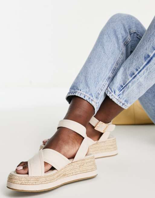 Truffle Collection - Espadrilles met gekruiste bandjes en plateauzool in taupe
