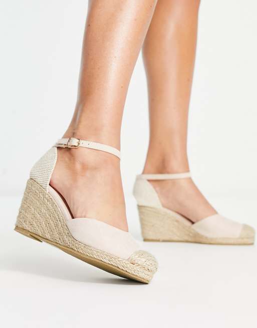 Truffle Collection espradrille wedges in beige