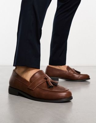 Truffle Collection faux leather tassel loafers in tan