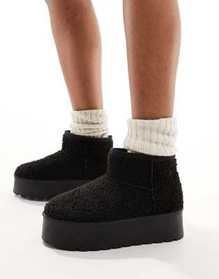 Truffle Collection - Flatform-Ankelstøvler I Sort Imiteret Lammeskind