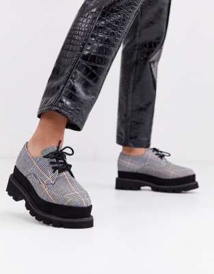 flatform lace up shoes