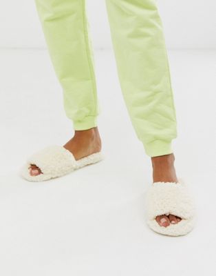 cream slippers