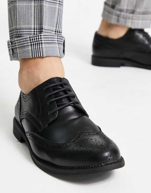 Truffle Collection formal lace up brogues in black, 4 of 4