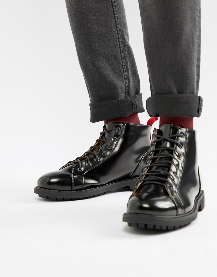 Truffle Collection - Glanzende hoge schoenen met rode tape in zwart