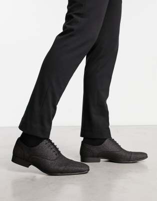 Блестящие оксфордские туфли на шнуровке из коллекции Truffle черного цвета 6390₽