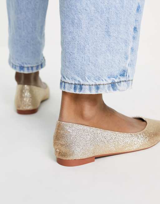 Truffle Collection – Guldfärgade ballerinaskor med spetsig tå, 3 av 4