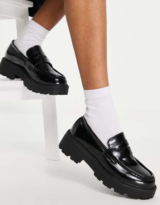 Truffle Collection – Loafer aus Lackleder in Schwarz mit dicker Sohle