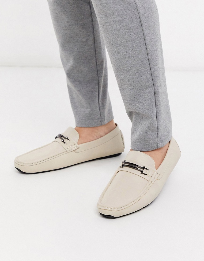 Truffle Collection - Loafers met metalen staafje in beige