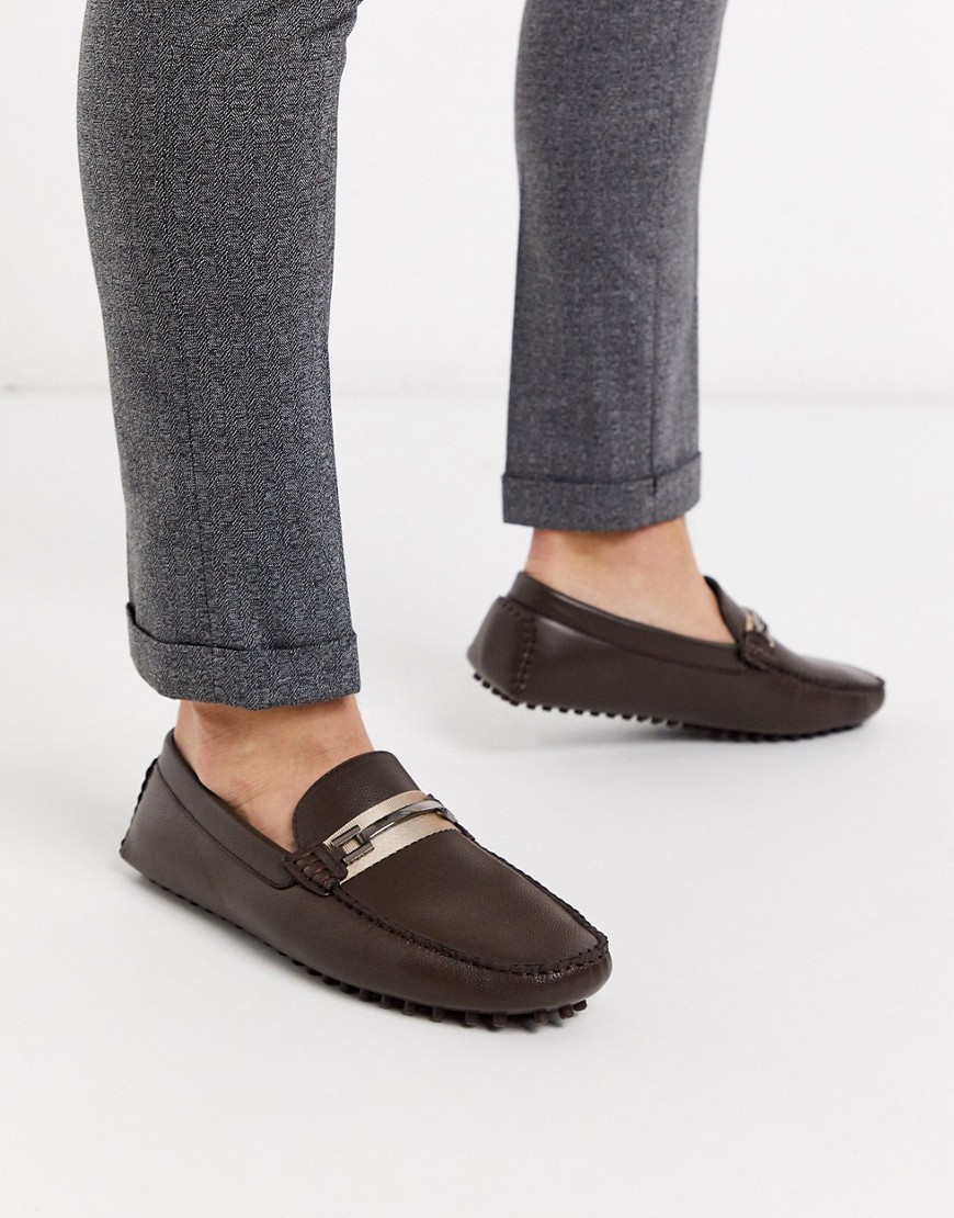 Truffle Collection - Loafers met metalen staafje in bruin