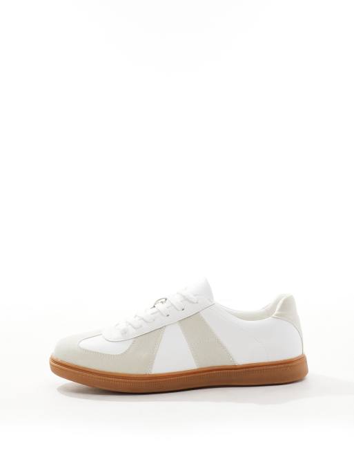 Truffle Collection minimal tennis trainers in white, 2 of 5