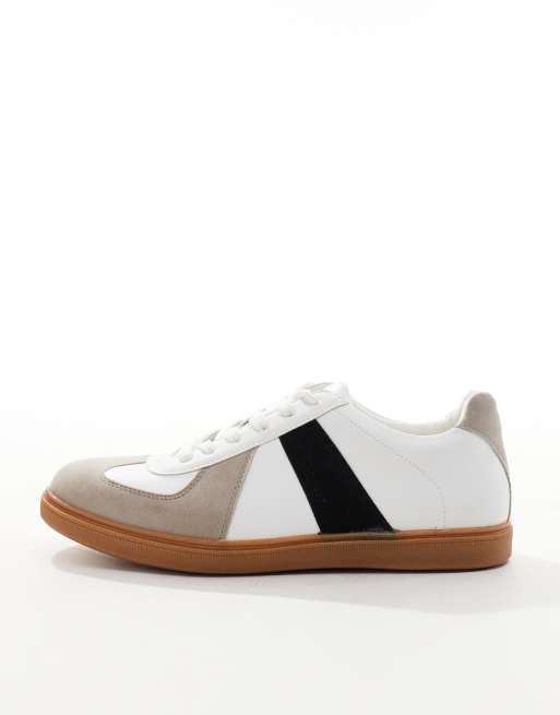 Truffle Collection - Minimalistische tennisschoenen in wit en grijs, 3 van 5