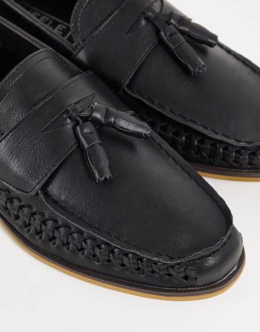 Truffle Collection - Mocassins tissés pointure large en similicuir avec pampilles - Noir, 4 de 4