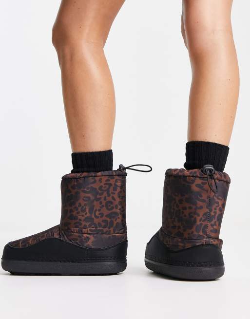 Snow hot sale leopard boots