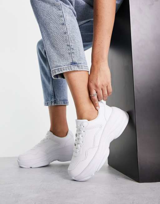 White chunky lace deals up trainers