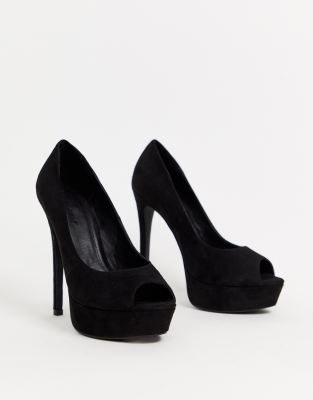 black heel closed toe