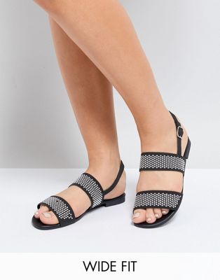 Truffle Collection - Platte sandalen met studs en brede pasvorm-Zwart