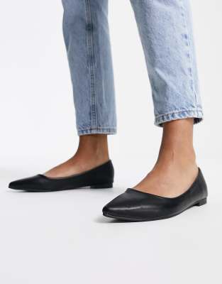 TRUFFLE COLLECTION POINTED BALLET FLATS IN BLACK