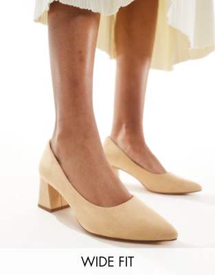 Truffle Collection - Pumps in Beige mit Blockabsatz und weiter Passform-Neutral