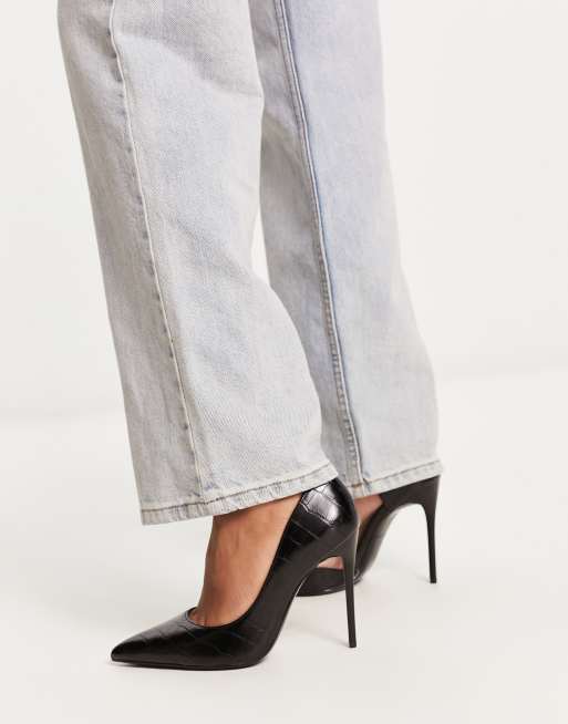 Truffle Collection - Puntige stiletto's in zwart met krokodillenmotief