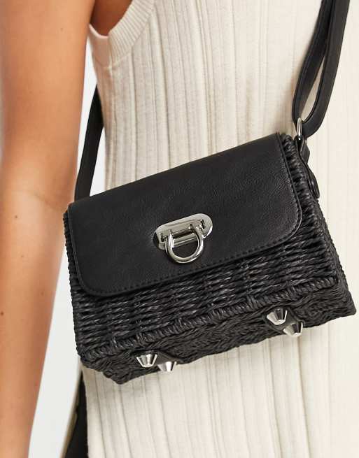 Truffle Collection Rieten crossbody tas met hengsel in zwart