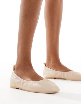 Truffle Collection ruched ballet flats in beige
