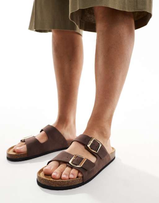 Truffle Collection - Sandalen met dubbele gespbandjes in chocoladebruin