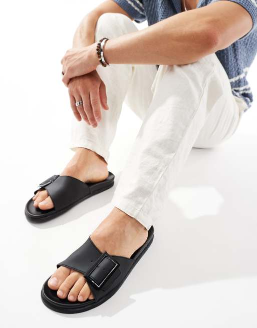 Truffle Collection - Sandalen met enkele gesp in zwart