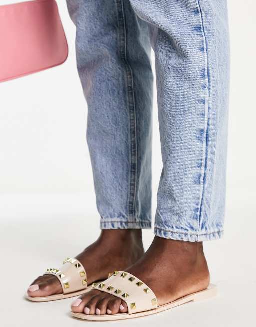Truffle Collection - Sliders in gomma beige con borchie